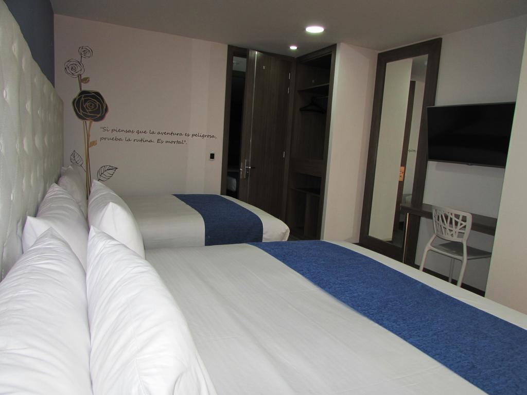 Aw Hotel Plaza Miranda Bogota Exterior photo